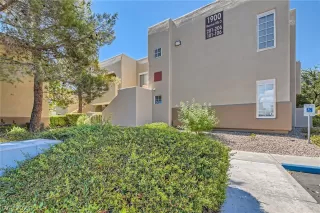 Photo #3: 2601412 Listing