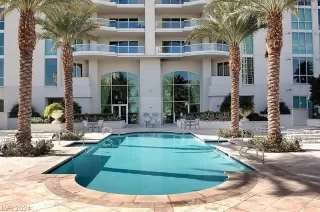 Photo #3: 2601415 Listing 