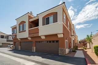 Photo #3: 2601453 Listing 