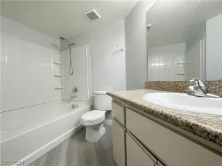 Photo #2: 2601463 Listing