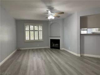 Photo #4: 2601463 Listing