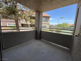 Photo #5: 2601466 Listing 