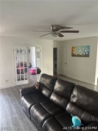 Photo #4: 2601469 Listing 