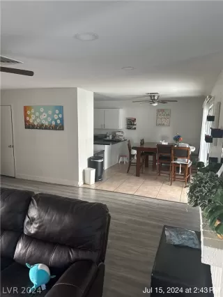 Photo #5: 2601469 Listing 