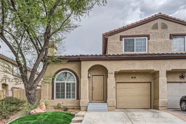 MLS: 2601520 Condo For Sale