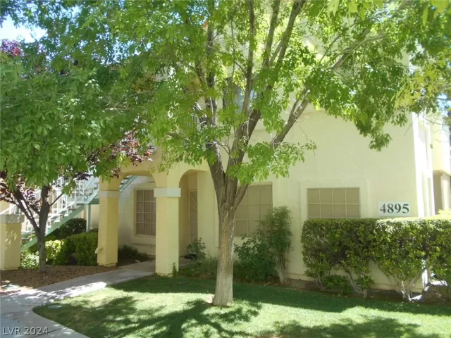 MLS: 2601531 Condo For Sale