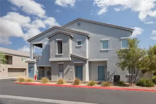 Photo #1: 2601596 Listing 