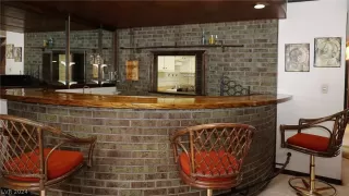 Photo #5: 2601606 Listing