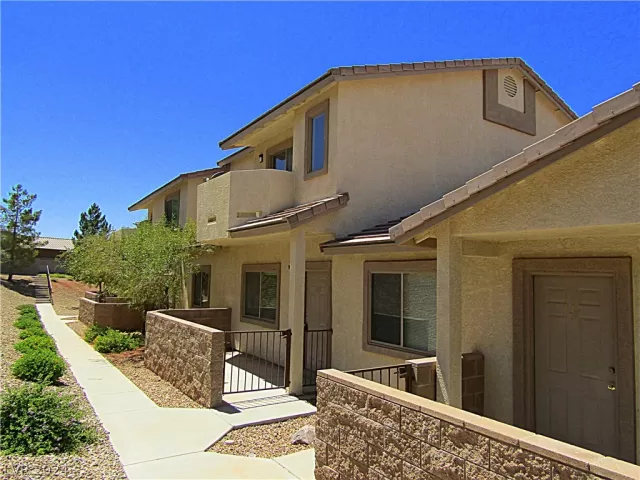 MLS: 2601621 Condo For Sale