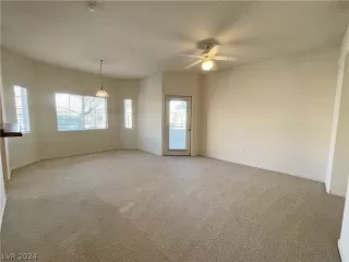 Photo #3: 2601630 Listing 