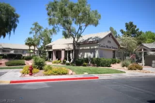 Photo #1: 2601634 Listing 