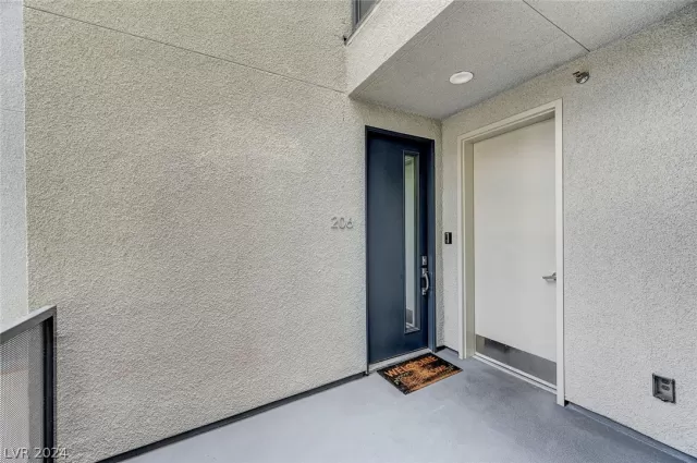 MLS: 2601661 Condo For Sale