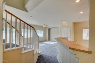 Photo #5: 2601684 Listing