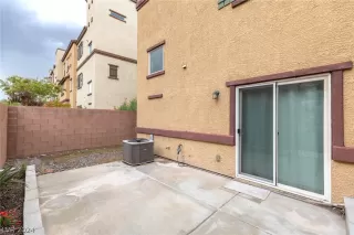 Photo #6: 2601689 Listing