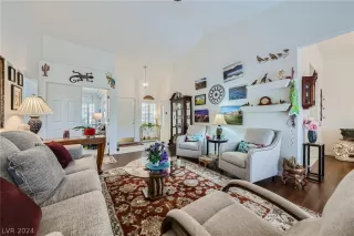 Photo #6: 2601729 Listing 