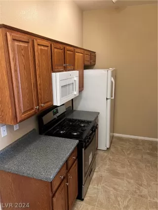 Photo #3: 2601730 Listing 