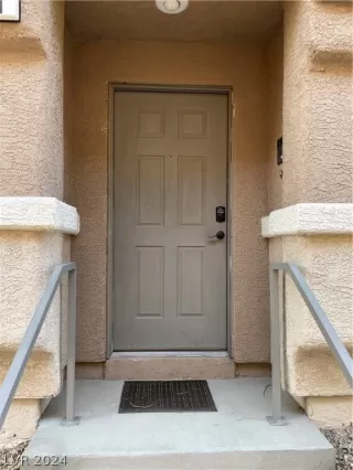 Photo #2: 2601732 Listing