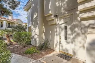 Photo #1: 2601746 Listing 