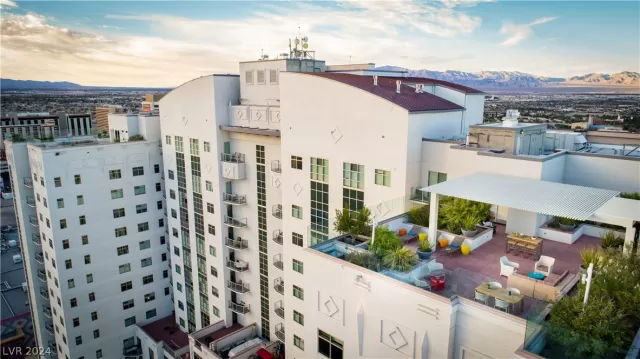 MLS: 2601769 Condo For Sale