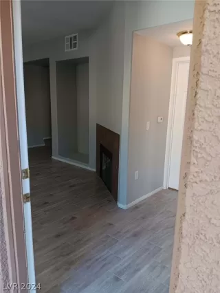 Photo #6: 2601801 Listing 