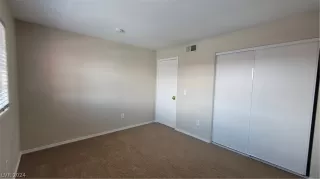 Photo #1: 2601811 Listing 