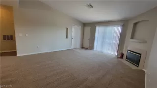 Photo #6: 2601811 Listing 