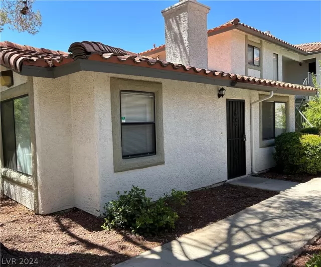 MLS: 2601824 Condo For Sale