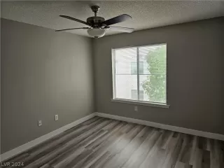 Photo #4: 2601840 Listing 