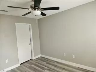 Photo #6: 2601840 Listing 