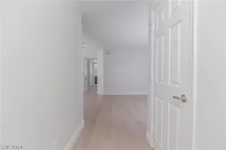 Photo #6: 2601886 Listing