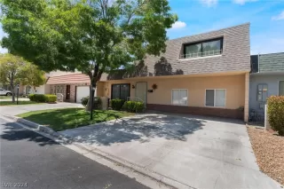 Photo #1: 2601905 Listing