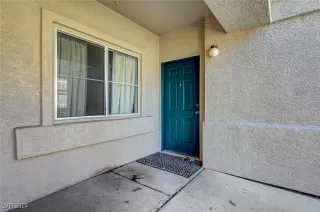 Photo #4: 2601913 Listing