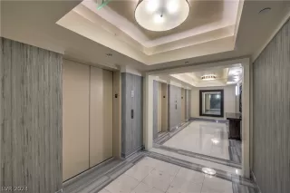 Photo #1: 2601972 Listing