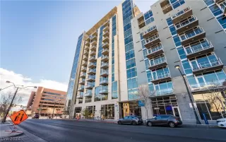 Photo #4: 2601984 Listing 