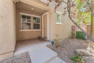 Photo #3: 2601985 Listing 