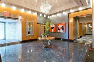 Photo #1: 2602057 Listing 