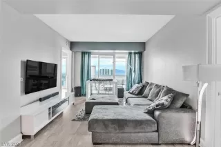 Photo #5: 2602057 Listing 