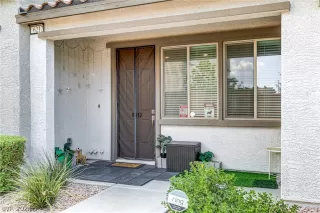 Photo #4: 2602059 Listing 