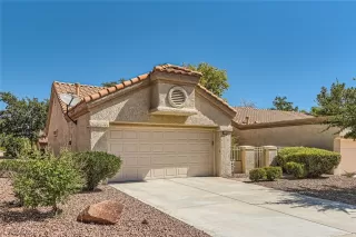 Photo #3: 2602062 Listing