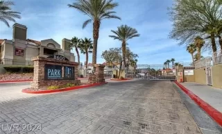 Photo #2: 2602161 Listing 