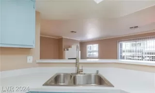 Photo #6: 2602161 Listing 