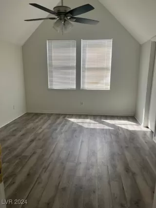 Photo #2: 2602182 Listing