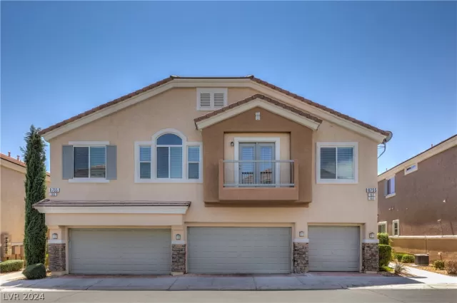 MLS: 2602262 Condo For Sale