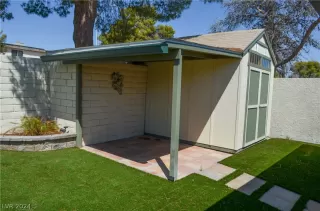 Photo #5: 2602267 Listing