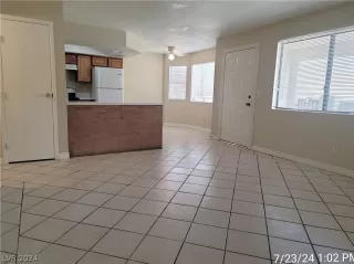 Photo #3: 2602273 Listing 