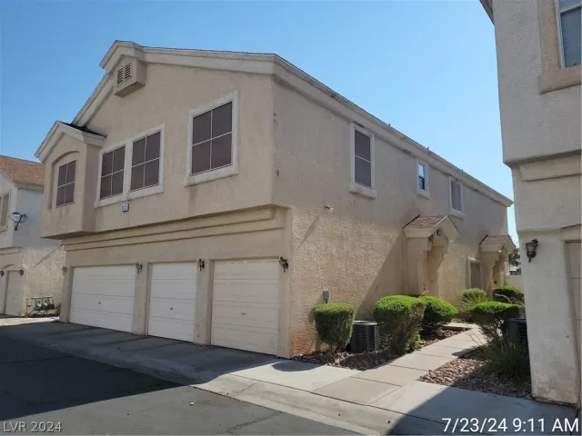 MLS: 2602274 Condo For Sale