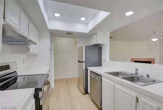 MLS: 2602275 Condo For Sale