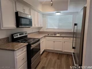 Photo #6: 2602285 Listing 