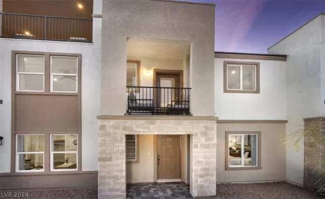 MLS: 2602292 Condo For Sale