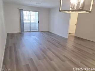 Photo #2: 2602296 Listing 